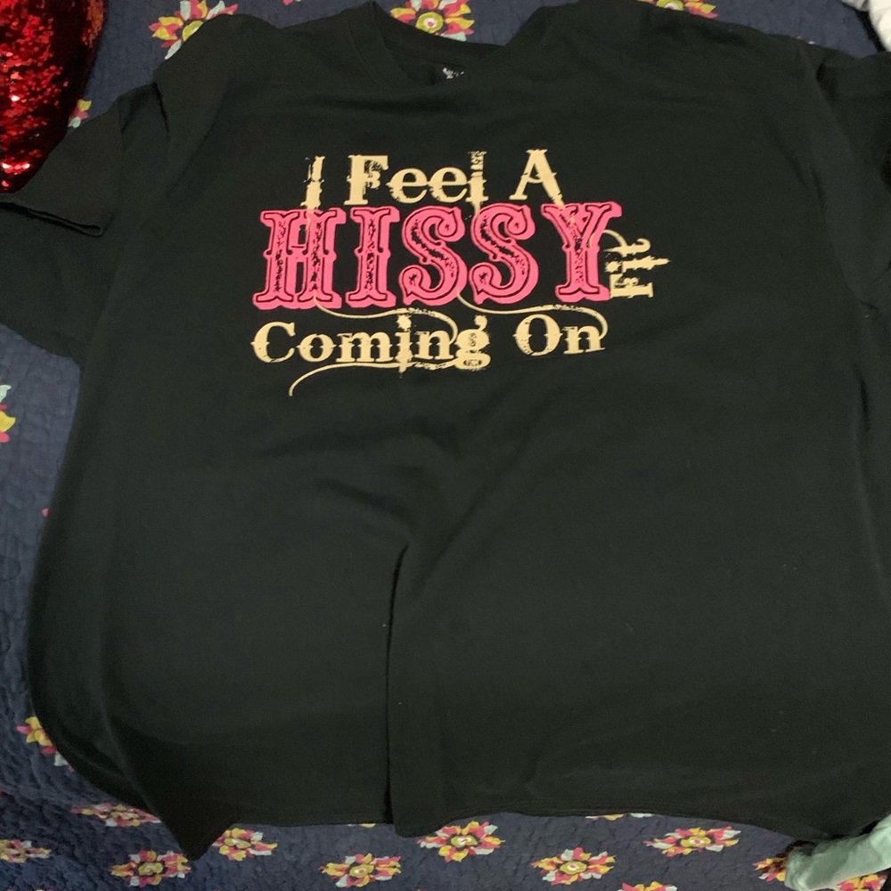 Graphic tee